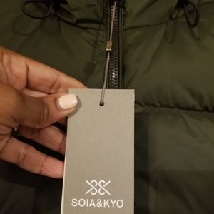 BRAND NEW! NEVER WORN! SOIA & KYO GOOSE COAT